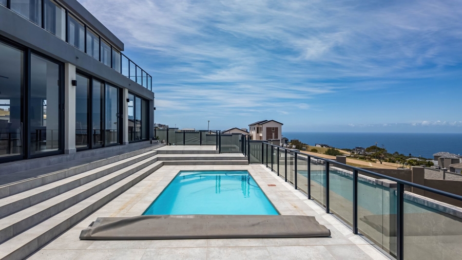 4 Bedroom Property for Sale in Le Grand Golf Estate Western Cape